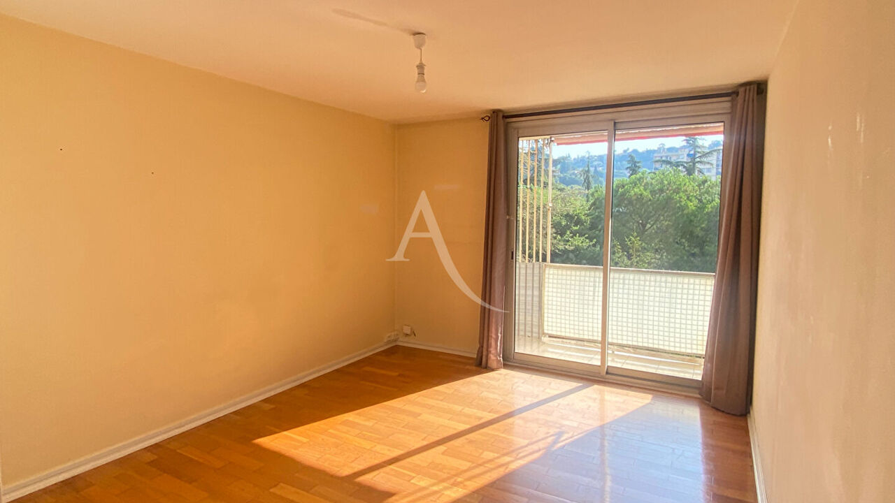 appartement 3 pièces 53 m2 à louer à Nice (06100)