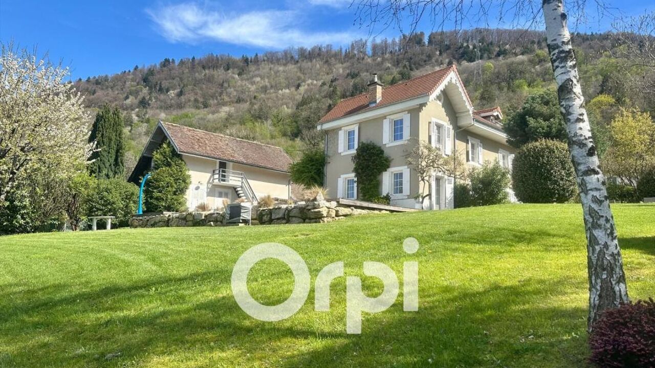 maison 5 pièces 190 m2 à vendre à Le Champ-Près-Froges (38190)