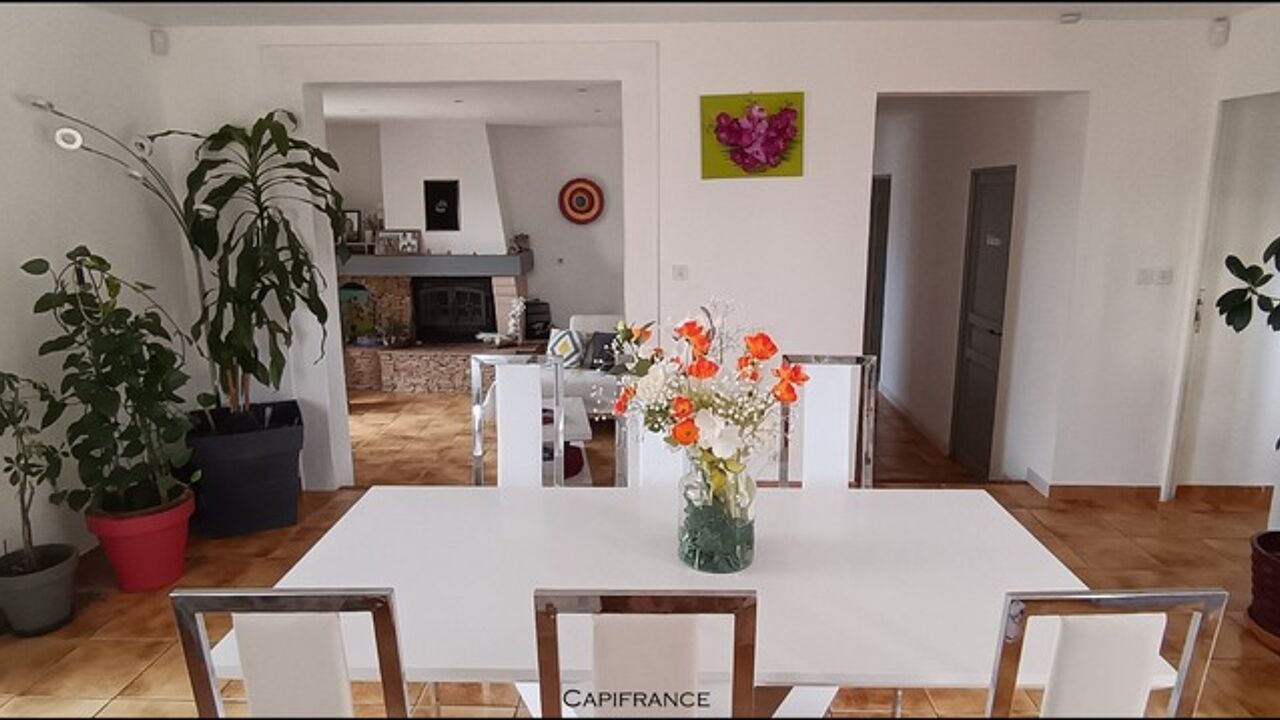 maison 4 pièces 180 m2 à vendre à Le Val (83143)