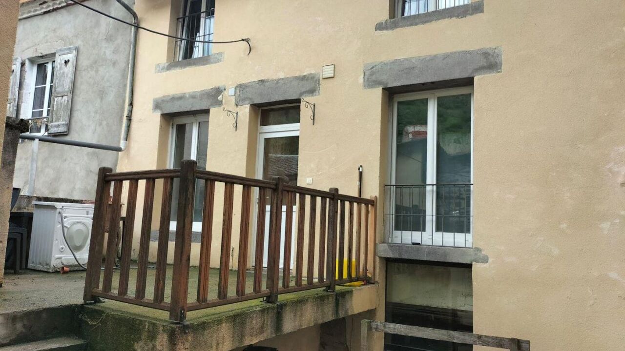 immeuble  pièces 183 m2 à vendre à Blesle (43450)