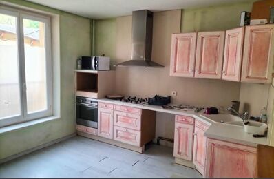 vente immeuble 133 100 € à proximité de Blesle (43450)