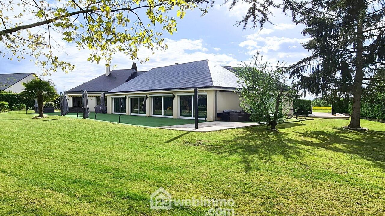 maison 7 pièces 317 m2 à vendre à Saint-Cyr-sur-Loire (37540)