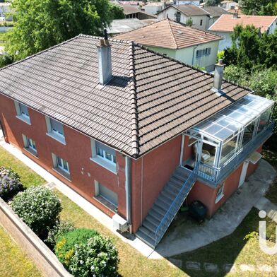 Maison 6 pièces 182 m²