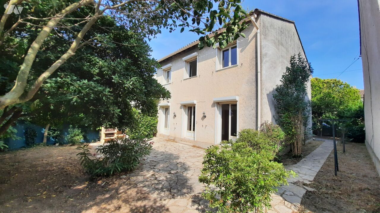 maison 6 pièces 161 m2 à vendre à Salon-de-Provence (13300)