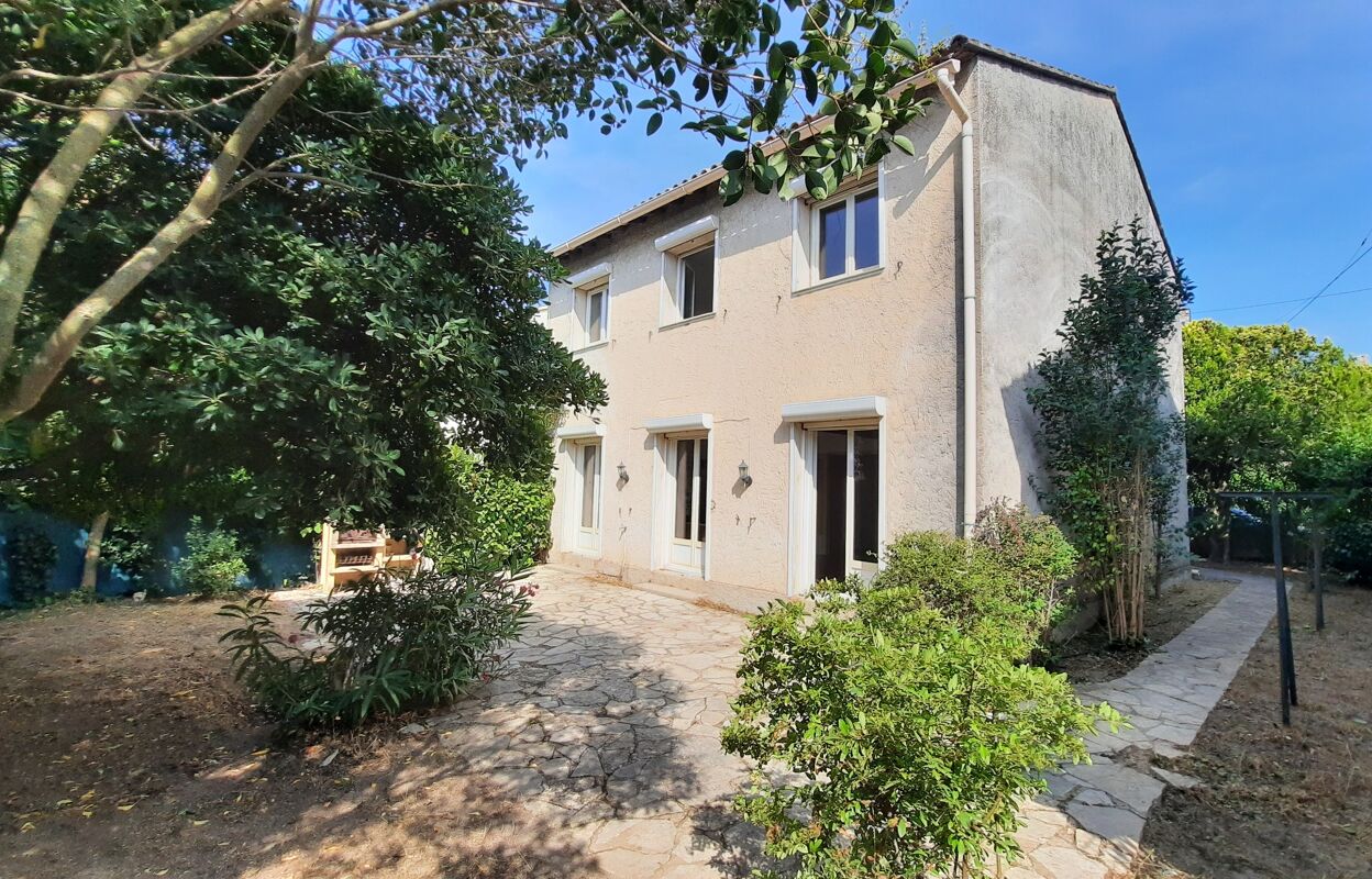 maison 6 pièces 161 m2 à vendre à Salon-de-Provence (13300)