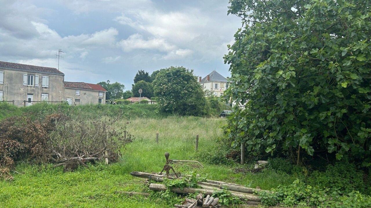 terrain  pièces 297 m2 à vendre à Sérigné (85200)