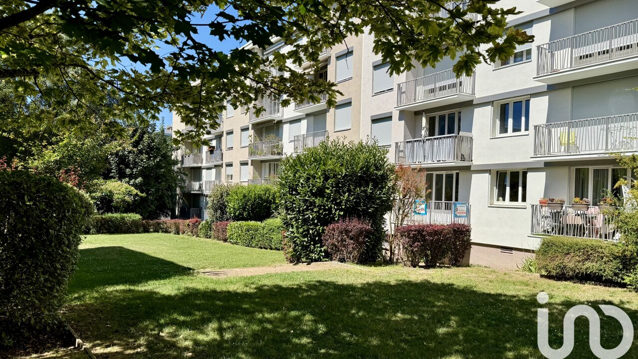 appartement 4 pièces 65 m2 à vendre à Saint-Michel-sur-Orge (91240)