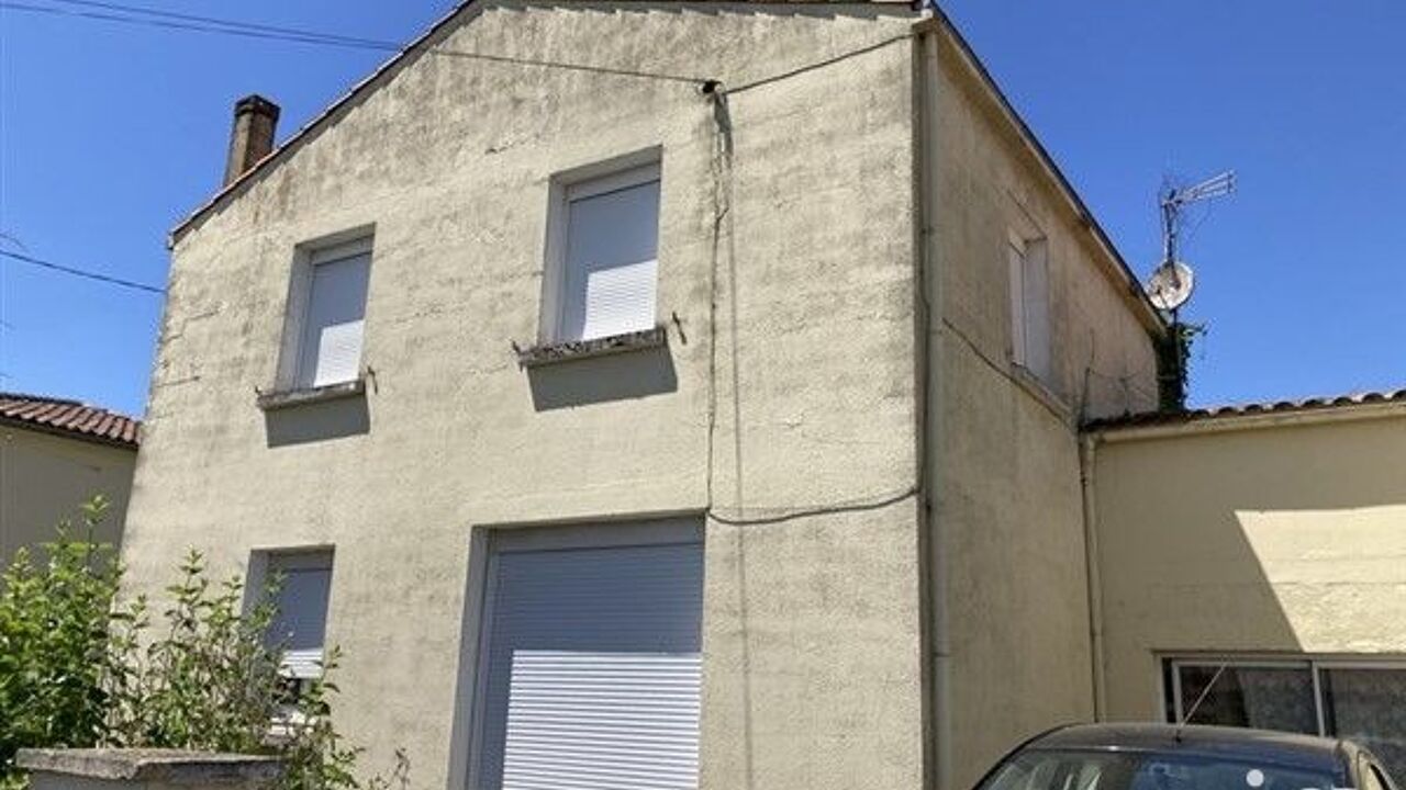 maison 5 pièces 130 m2 à vendre à Rochefort (17300)