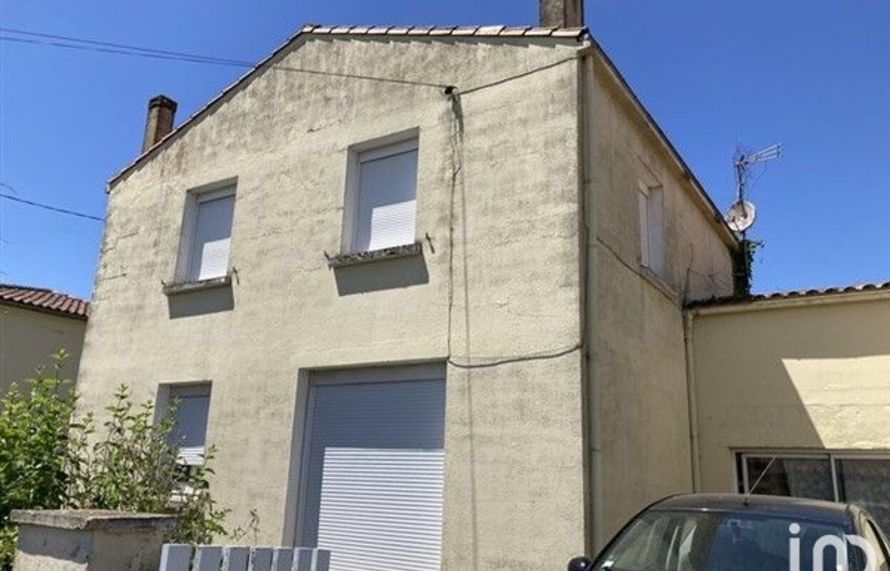 maison 5 pièces 130 m2 à vendre à Rochefort (17300)