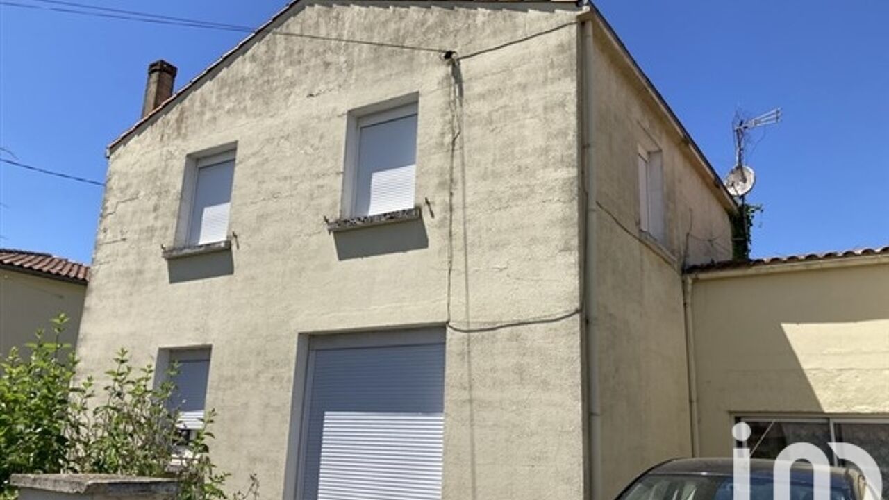 maison 5 pièces 130 m2 à vendre à Rochefort (17300)