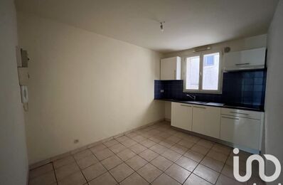 location appartement 490 € CC /mois à proximité de Laudun-l'Ardoise (30290)