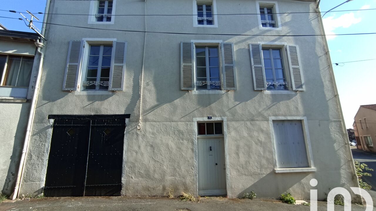 maison 4 pièces 145 m2 à vendre à Parthenay (79200)