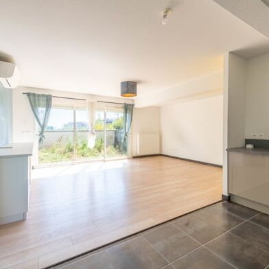 Appartement 4 pièces 243800 €