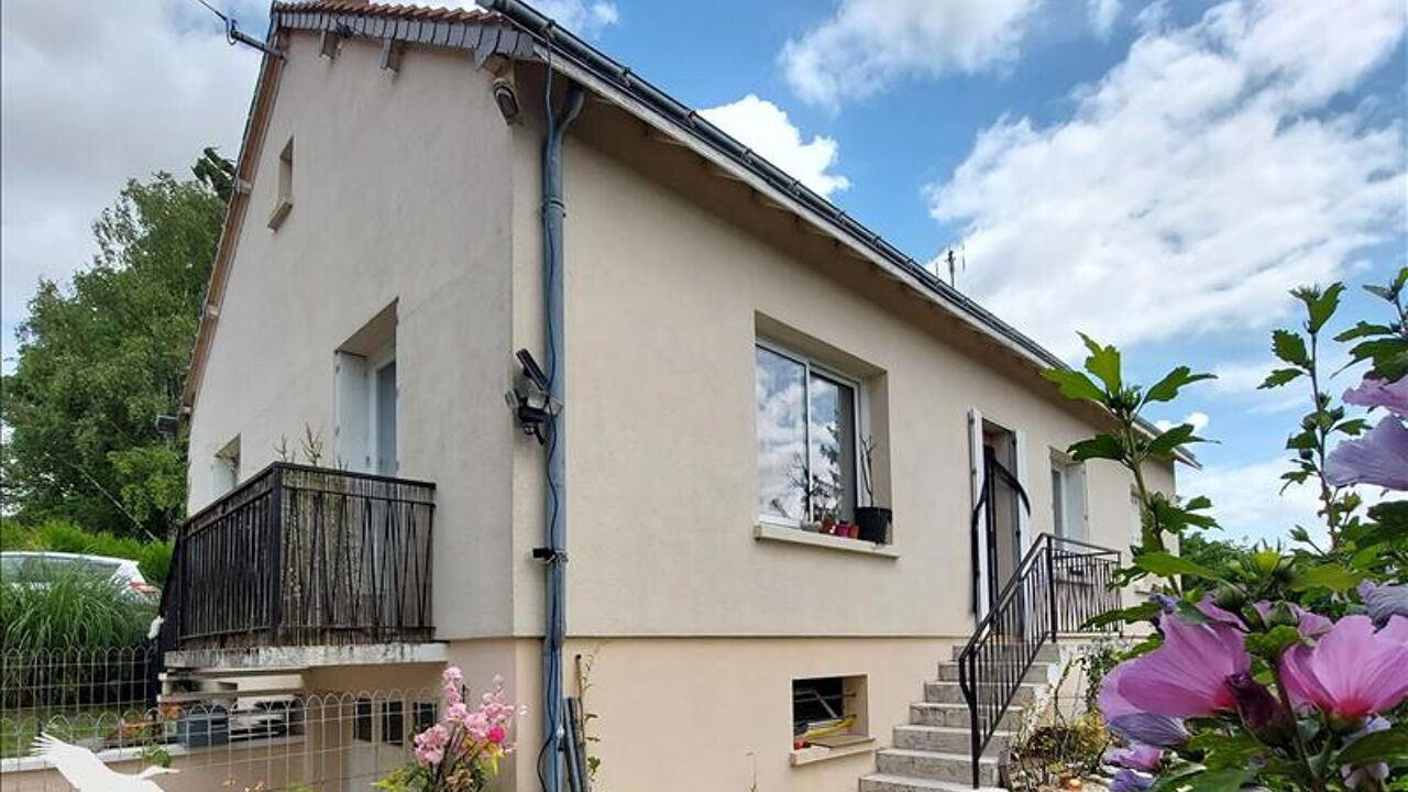 maison 7 pièces 136 m2 à vendre à Ligueil (37240)