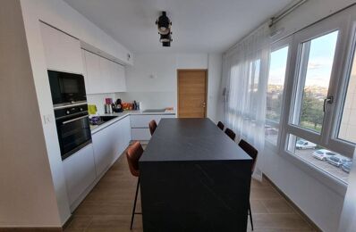 location appartement 590 € CC /mois à proximité de Sathonay-Camp (69580)