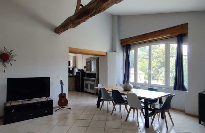 Maison charentaise avec dépendances — photo 2