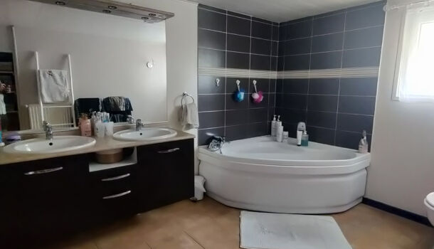 Villa / Maison 8 pièces  à vendre Saint-Césaire 17770