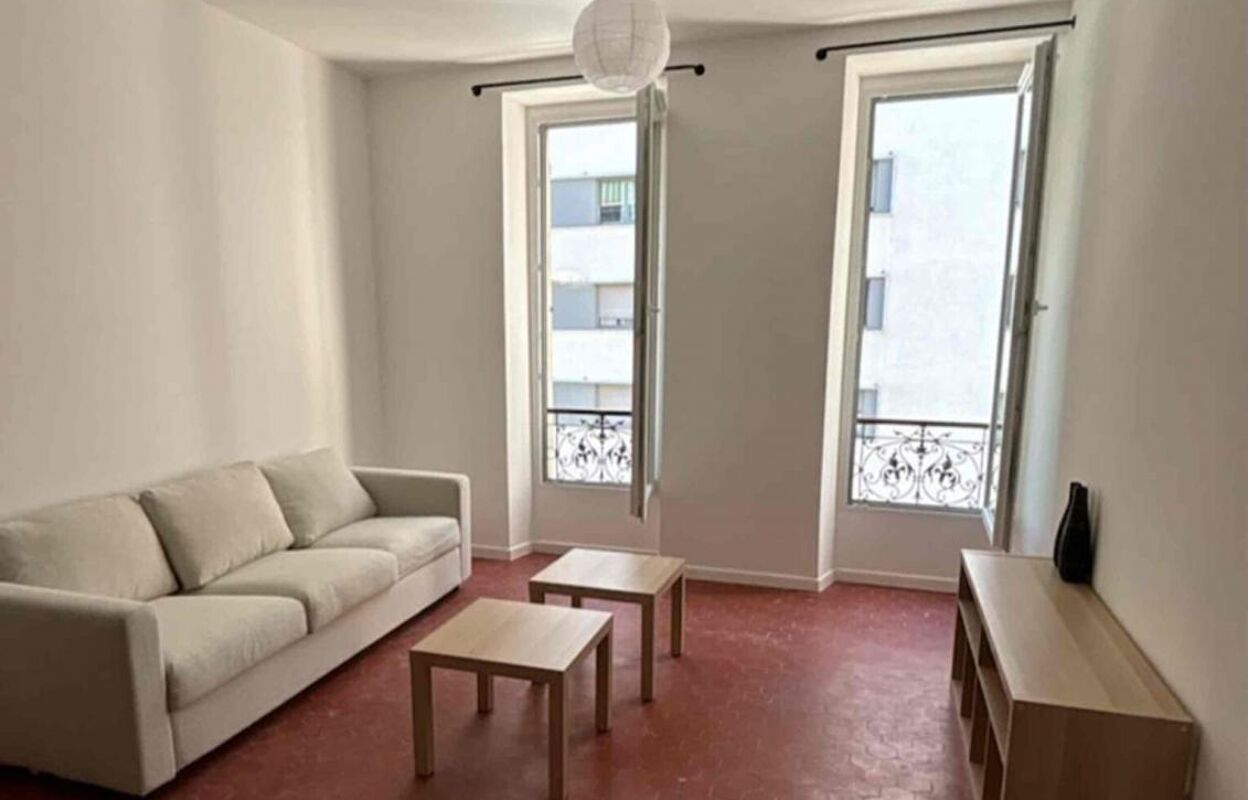 appartement 5 pièces 92 m2 à louer à Marseille 2 (13002)