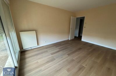 location appartement 550 € CC /mois à proximité de Smarves (86240)