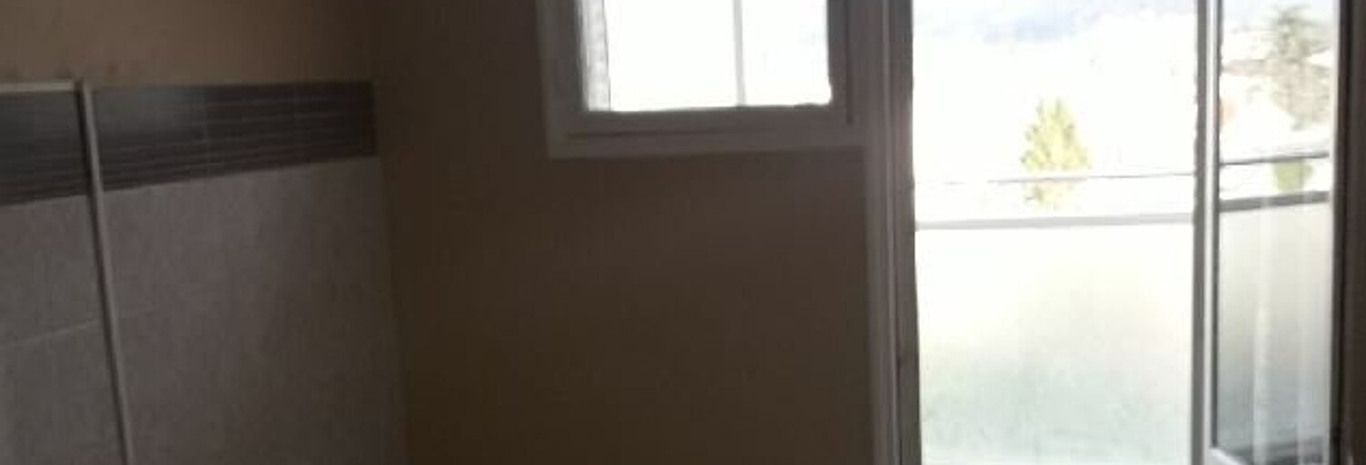 Appartement 2 Pièces  m² à vendre à Saint-Martin-d'Hères (38400)