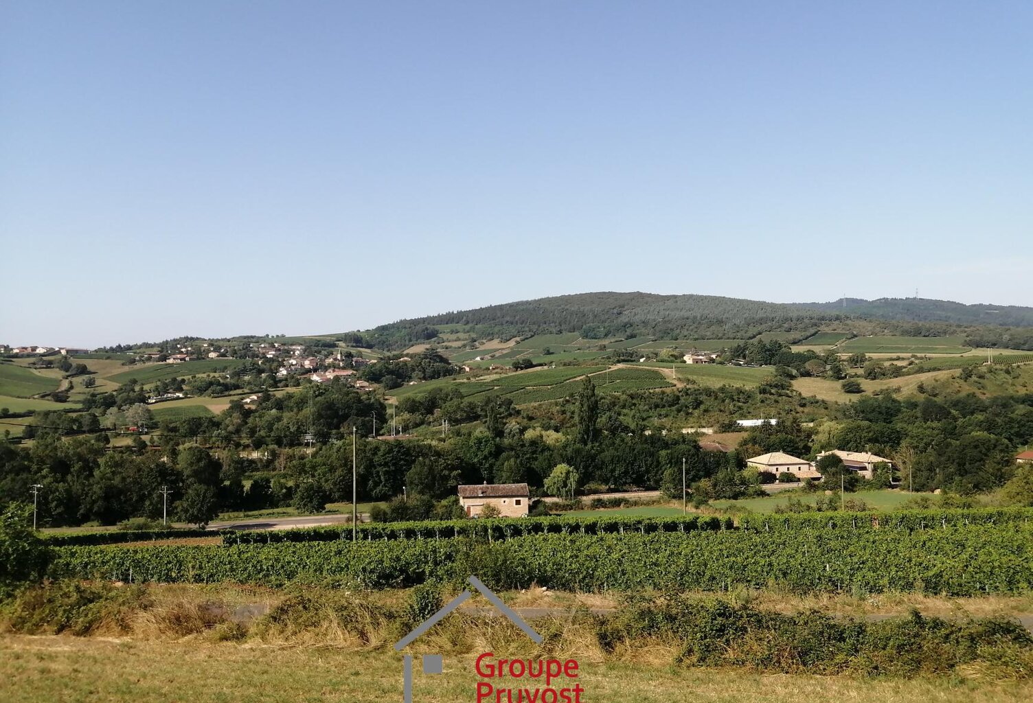 Terrain constructible hors lotissement — photo 1