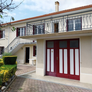 Maison 8 pièces 180 m²