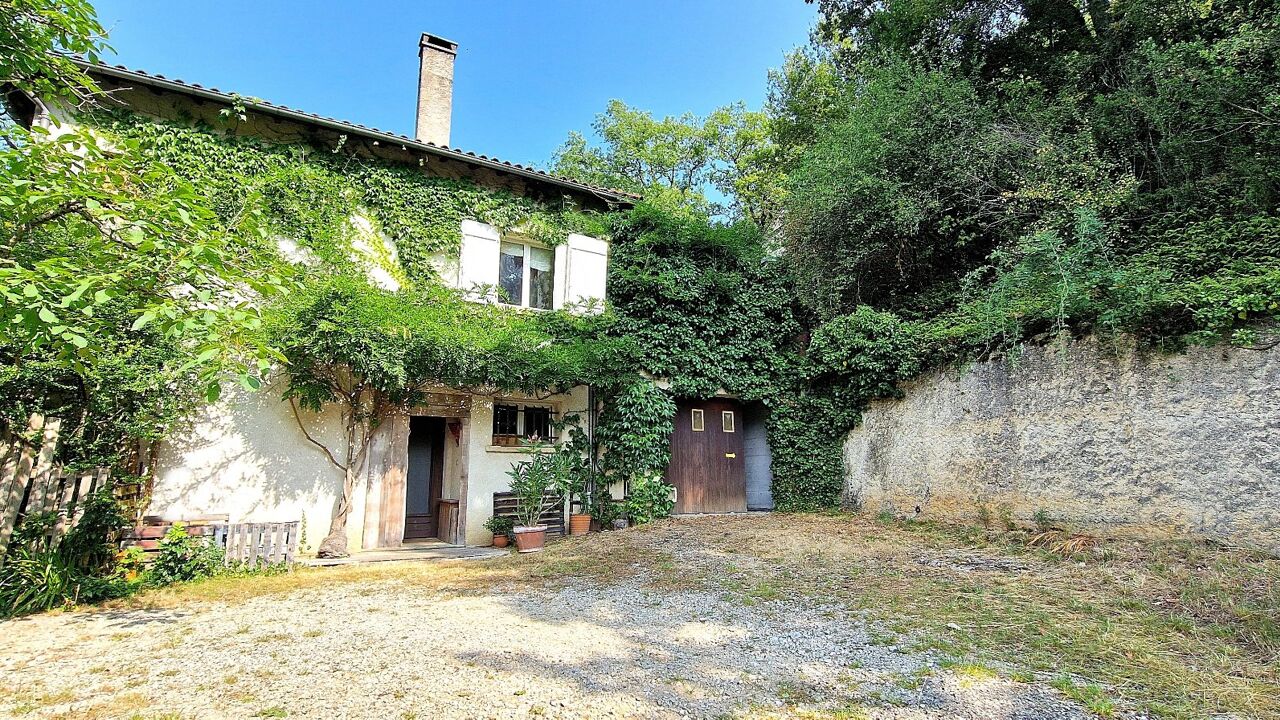 maison 12 pièces 198 m2 à vendre à Cahors (46000)