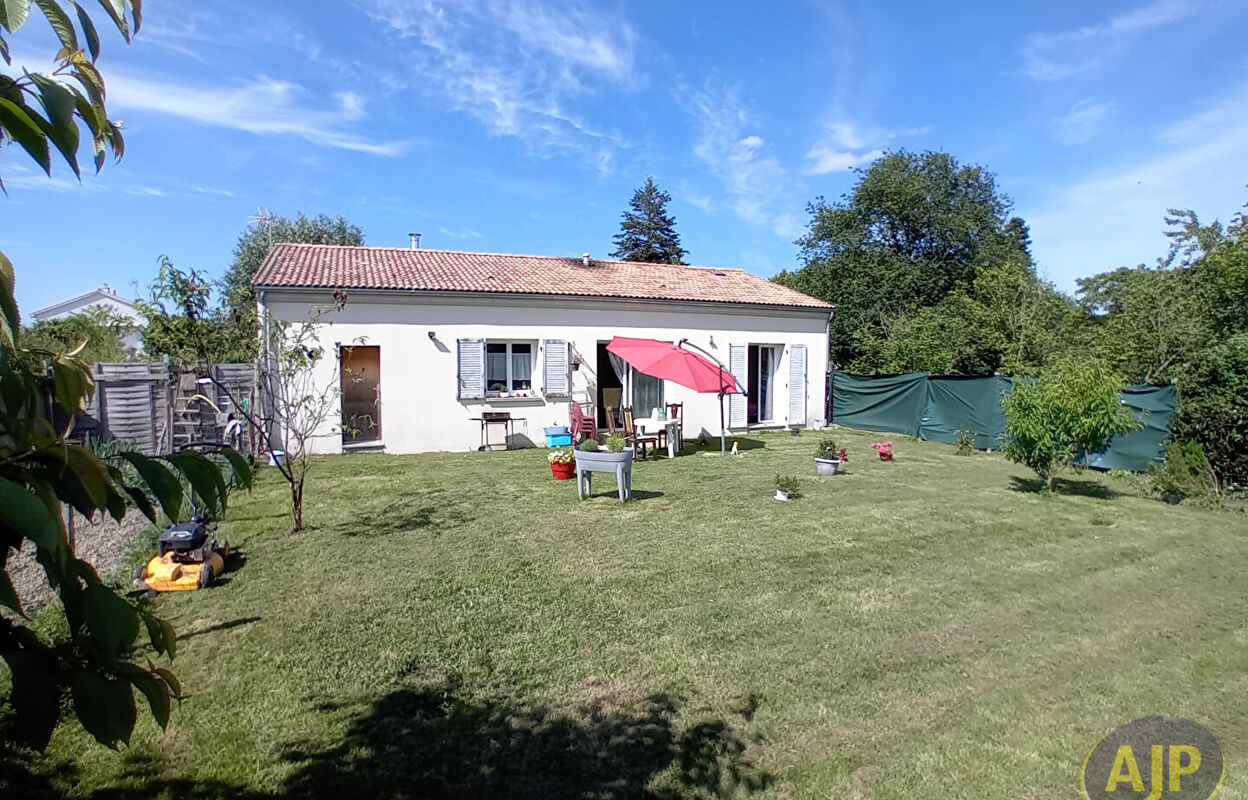 maison 4 pièces 94 m2 à vendre à La Boissière-de-Montaigu (85600)