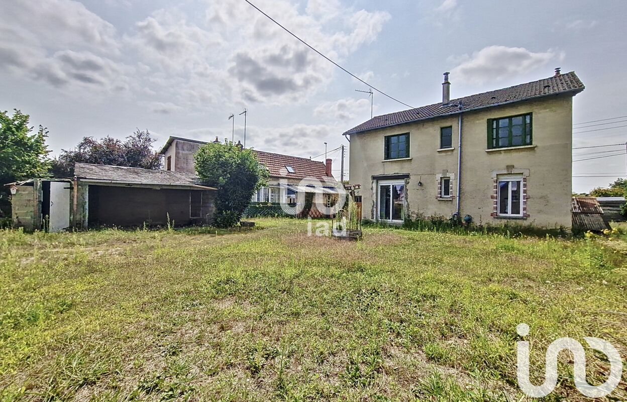 maison 6 pièces 121 m2 à vendre à Vierzon (18100)