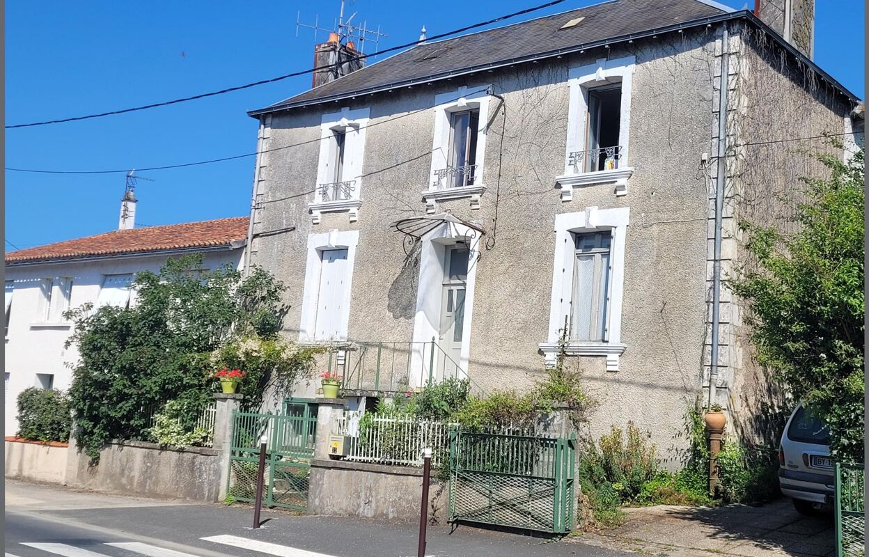 maison 8 pièces 190 m2 à vendre à Le Tallud (79200)