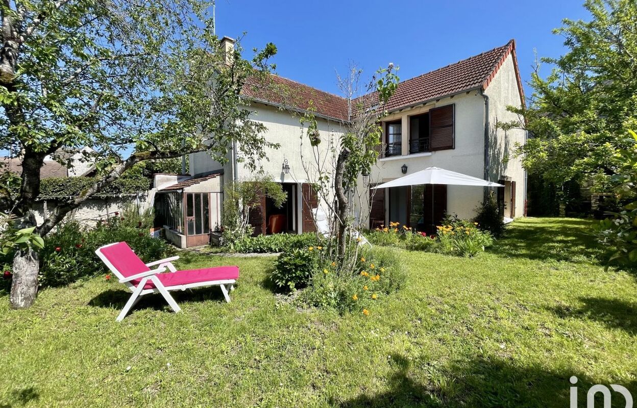 maison 8 pièces 159 m2 à vendre à La Ferté-Alais (91590)