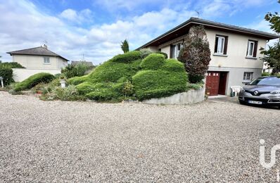 vente maison 220 000 € à proximité de Saint-Romain-le-Puy (42610)