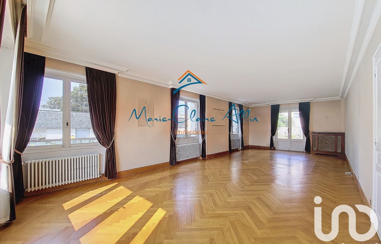 maison 8 pièces 194 m2 à vendre à Mer (41500)