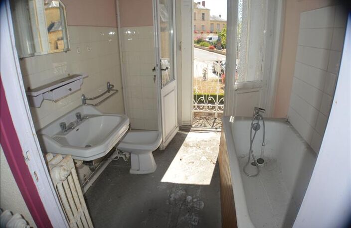 Maison de bourg de 7 pièces principales — photo 3