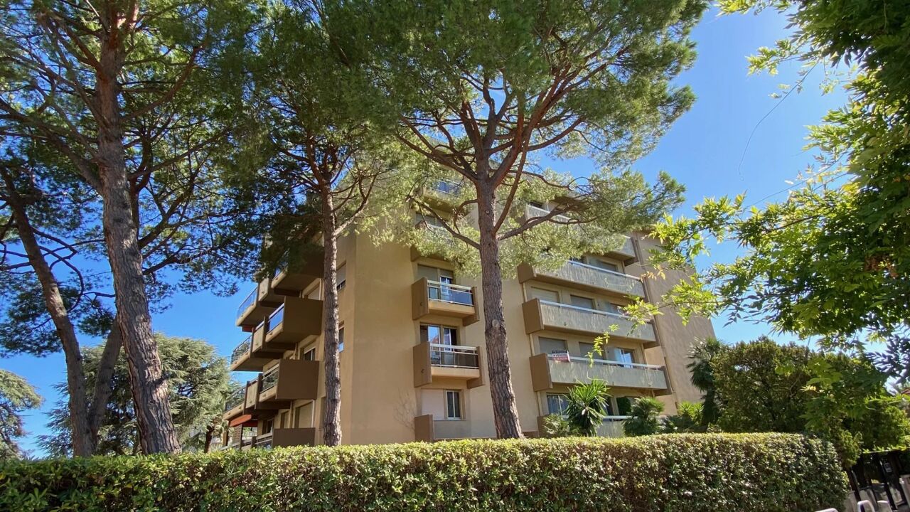 appartement 3 pièces 74 m2 à vendre à Nice (06200)