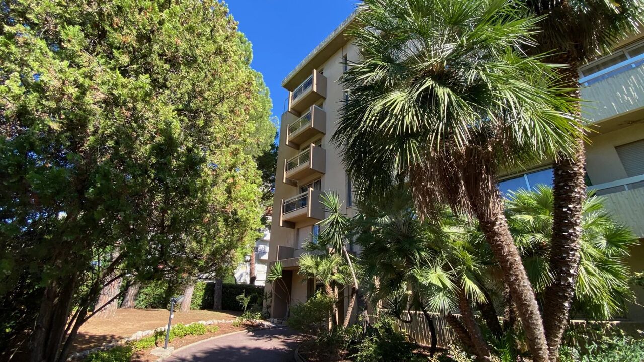 appartement 3 pièces 74 m2 à vendre à Nice (06200)