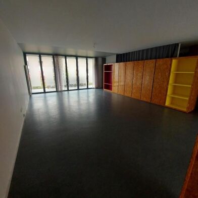 Appartement 3 pièces 121 m²