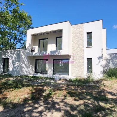 Maison 5 pièces 140 m²