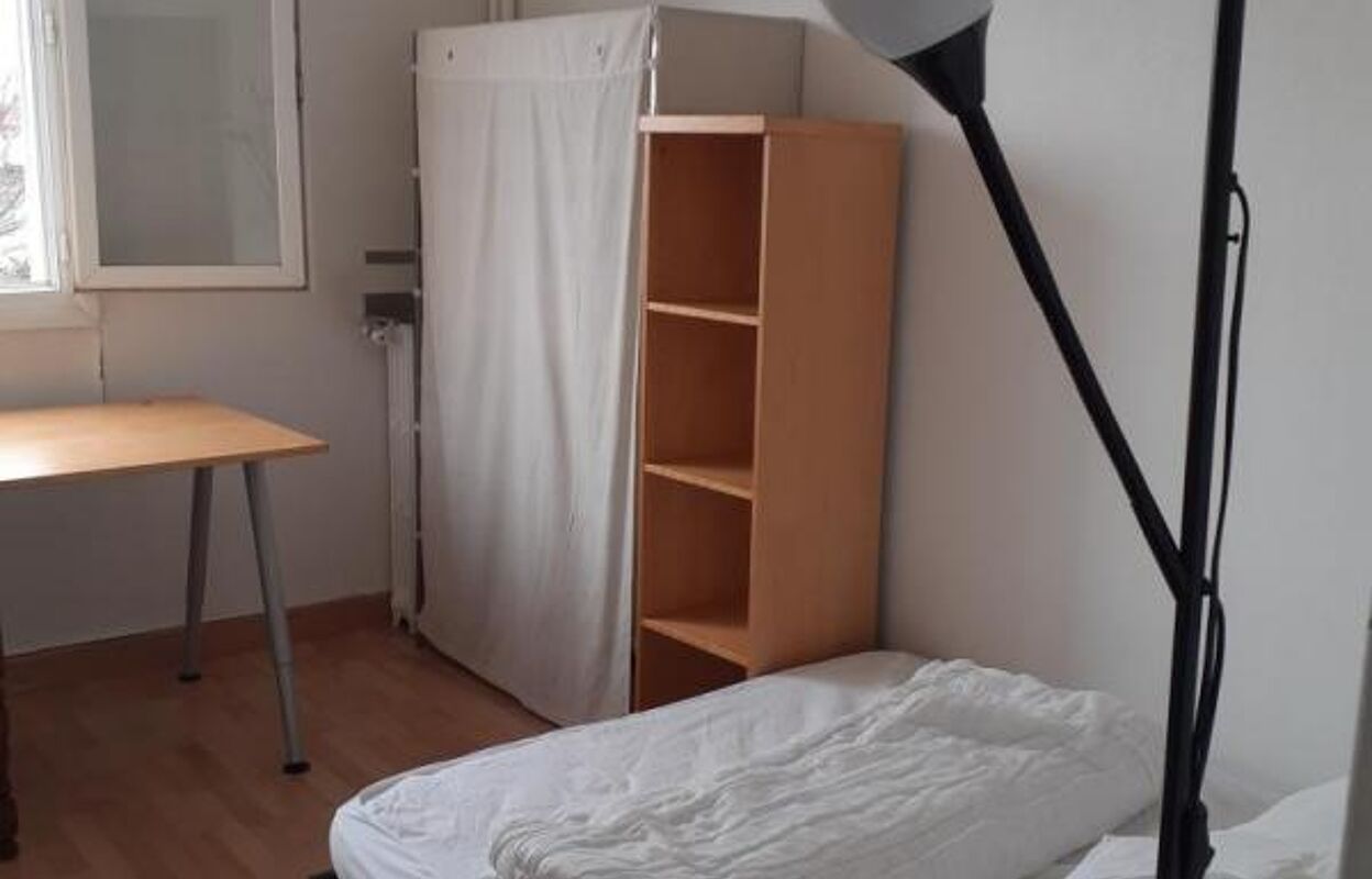 appartement 1 pièces 10 m2 à louer à Ivry-sur-Seine (94200)