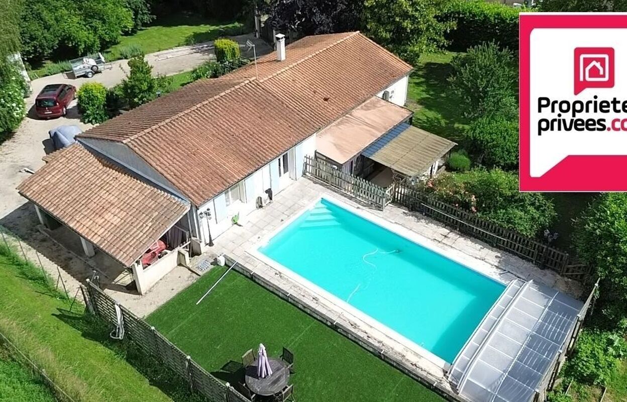 maison 6 pièces 155 m2 à vendre à Fontenay-le-Comte (85200)