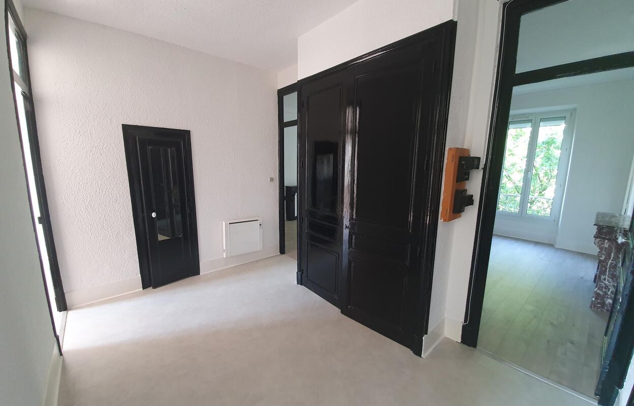 appartement 3 pièces 73 m2 à louer à Grenoble (38000)