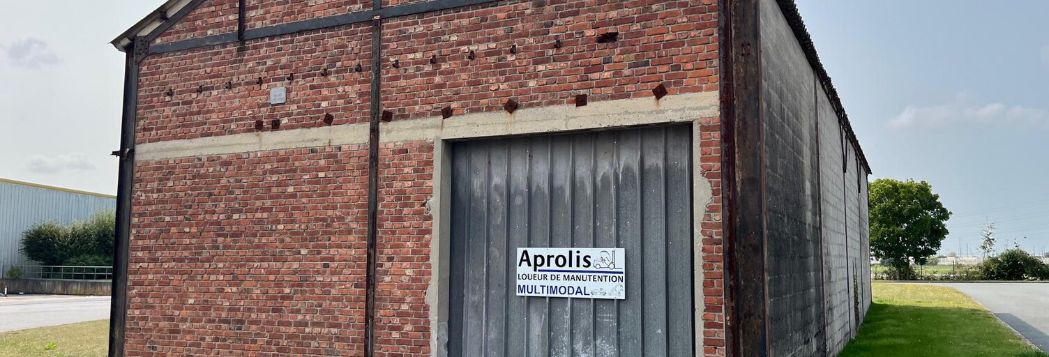Local industriel  170 m² à louer à Coquelles (62231)