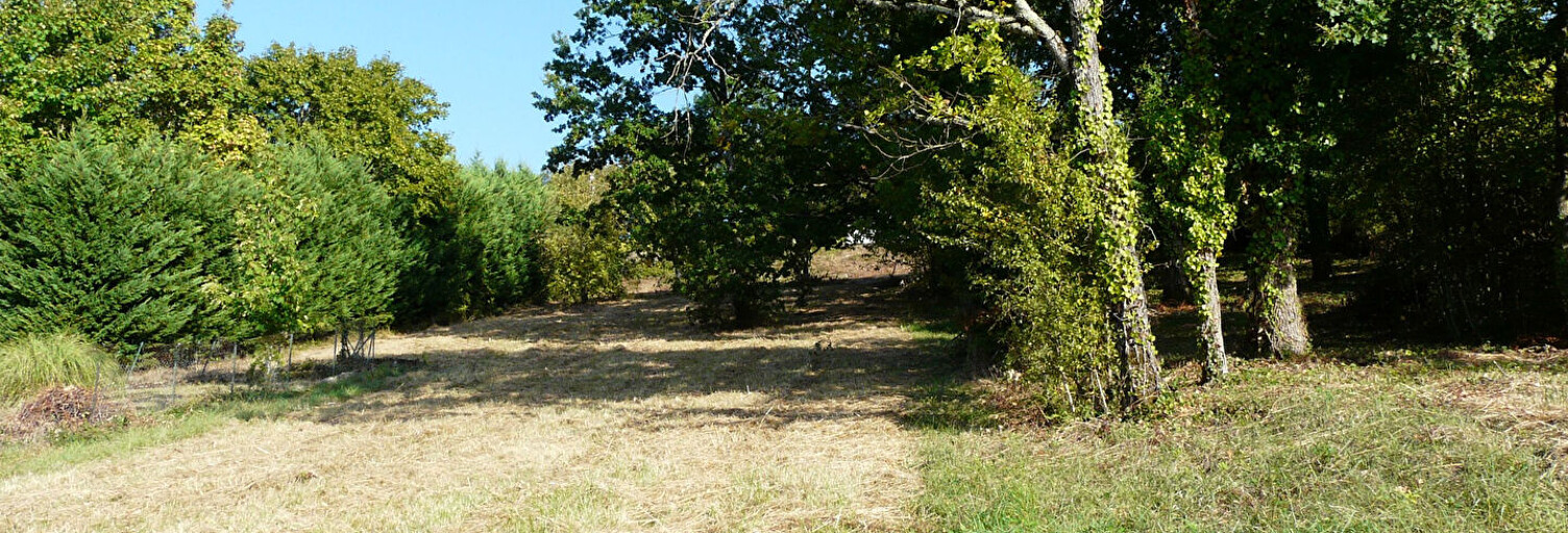 Terrain  1967 m² à vendre à Villefranche-de-Rouergue (12200)