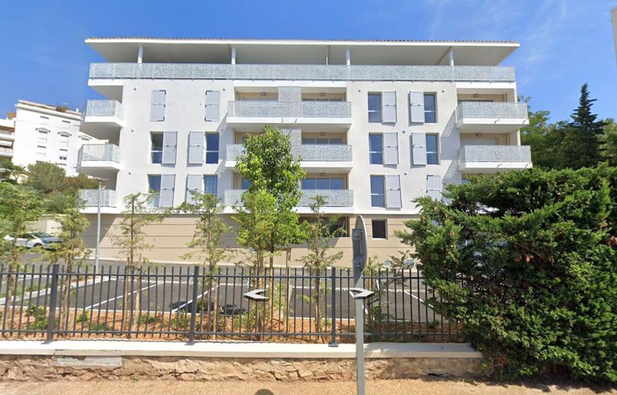 appartement 2 pièces 39 m2 à louer à Hyères (83400)