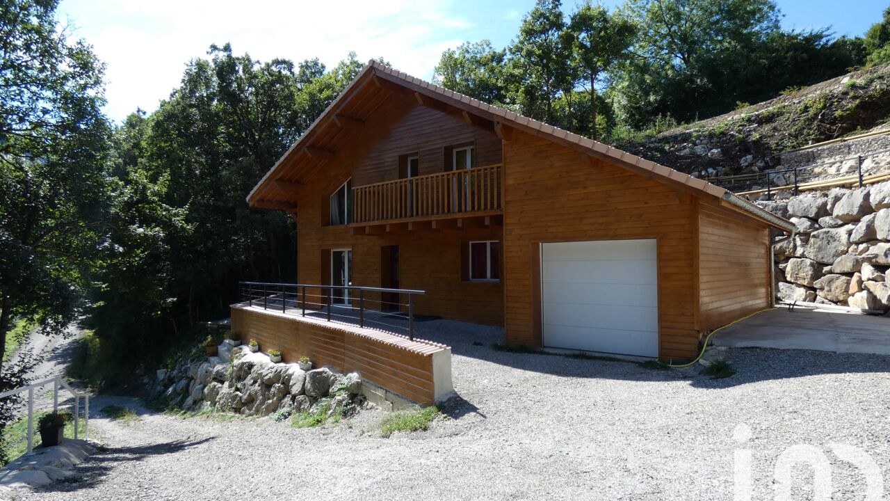 maison 3 pièces 110 m2 à vendre à Saint-Julien-en-Beauchêne (05140)