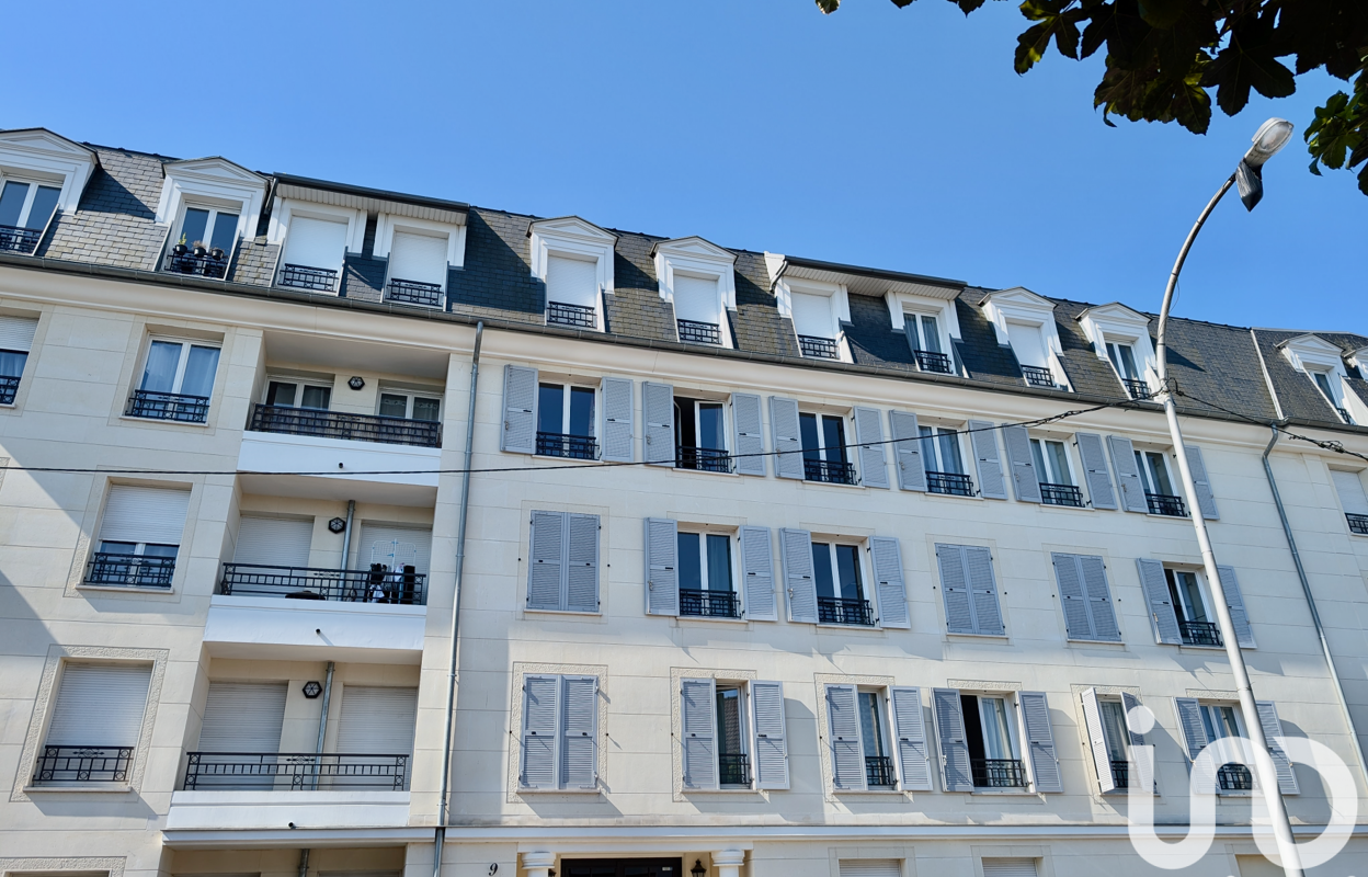 appartement 2 pièces 39 m2 à vendre à Saint-Cyr-l'École (78210)