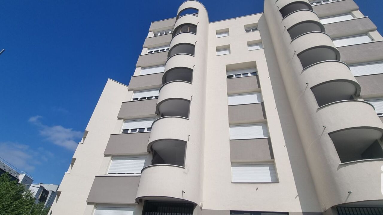 appartement 2 pièces 51 m2 à vendre à Sevran (93270)