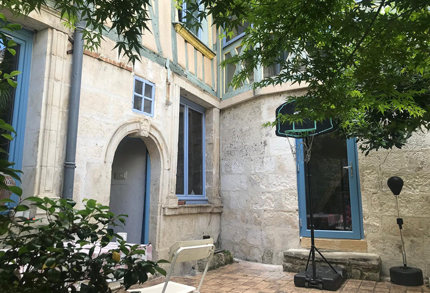 Maison -Centre historique-Bourges — photo 1