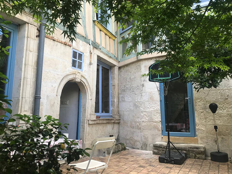 Maison -Centre historique-Bourges — photo 1
