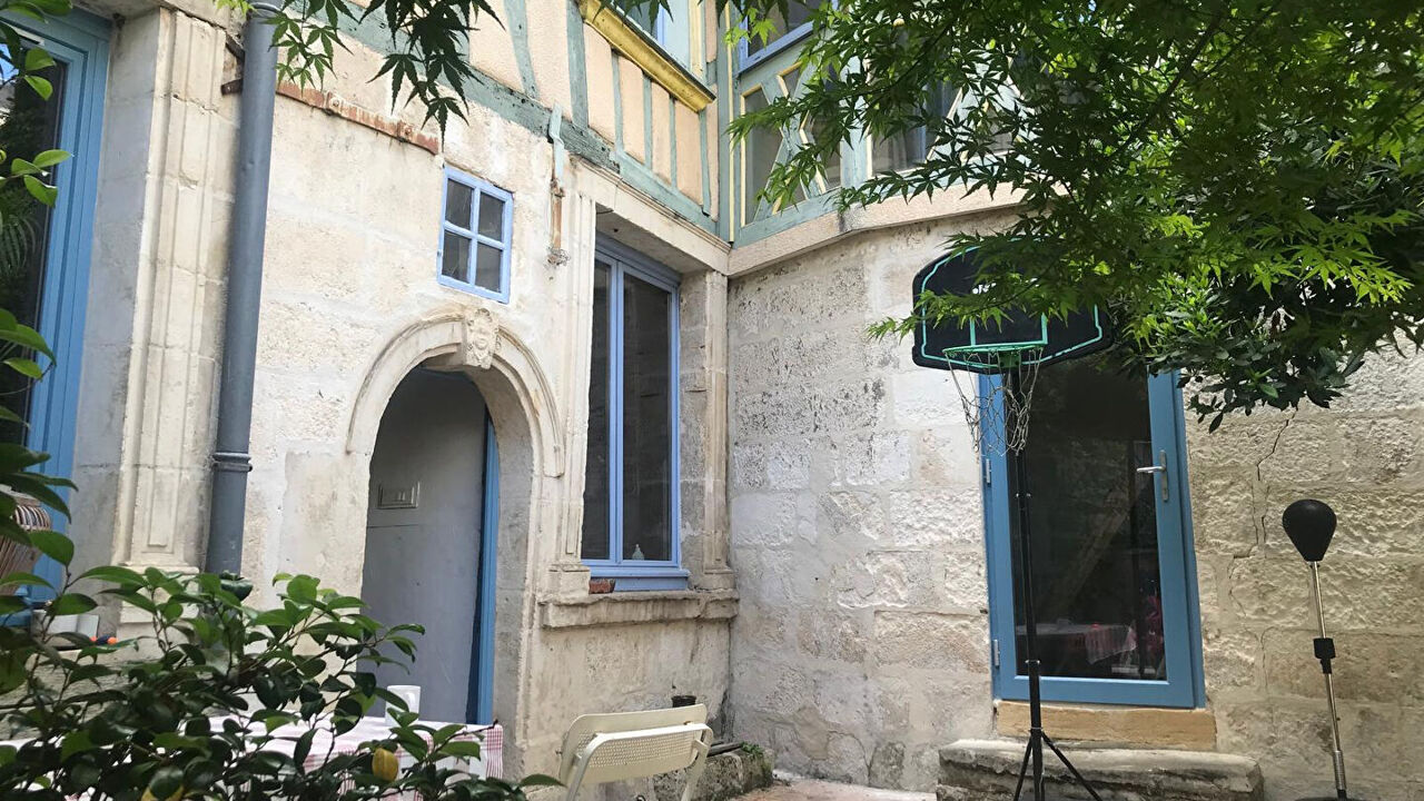 maison 10 pièces 240 m2 à vendre à Bourges (18000)